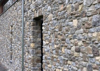 Mur en pierre reconstituée